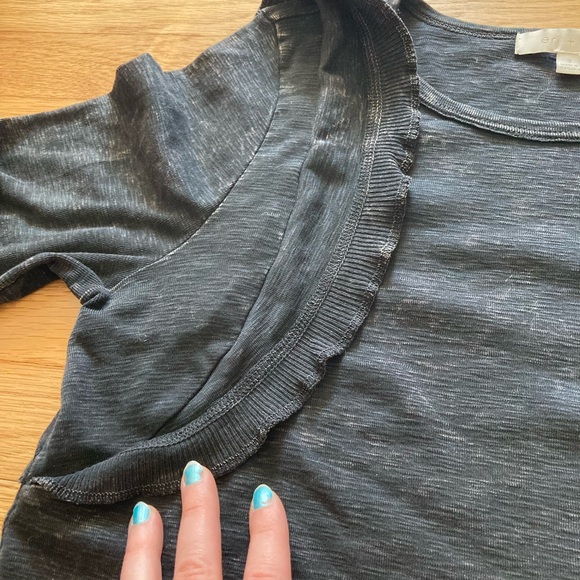 🖤 EUC/like new Eri + Ali washed ruffle top - Picture 9 of 12